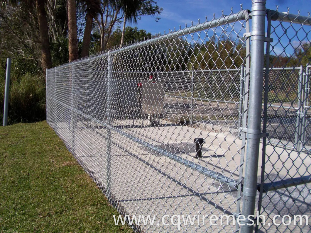 Hot DIP Galvanized Zinc Coated 4 FT 6FT 8FT Roll Cyclone Wire Diamond Mesh Farm Chain Link Fence